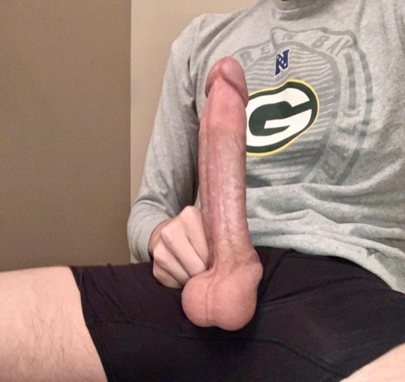 Best pic from r/BigDickWhiteDudes