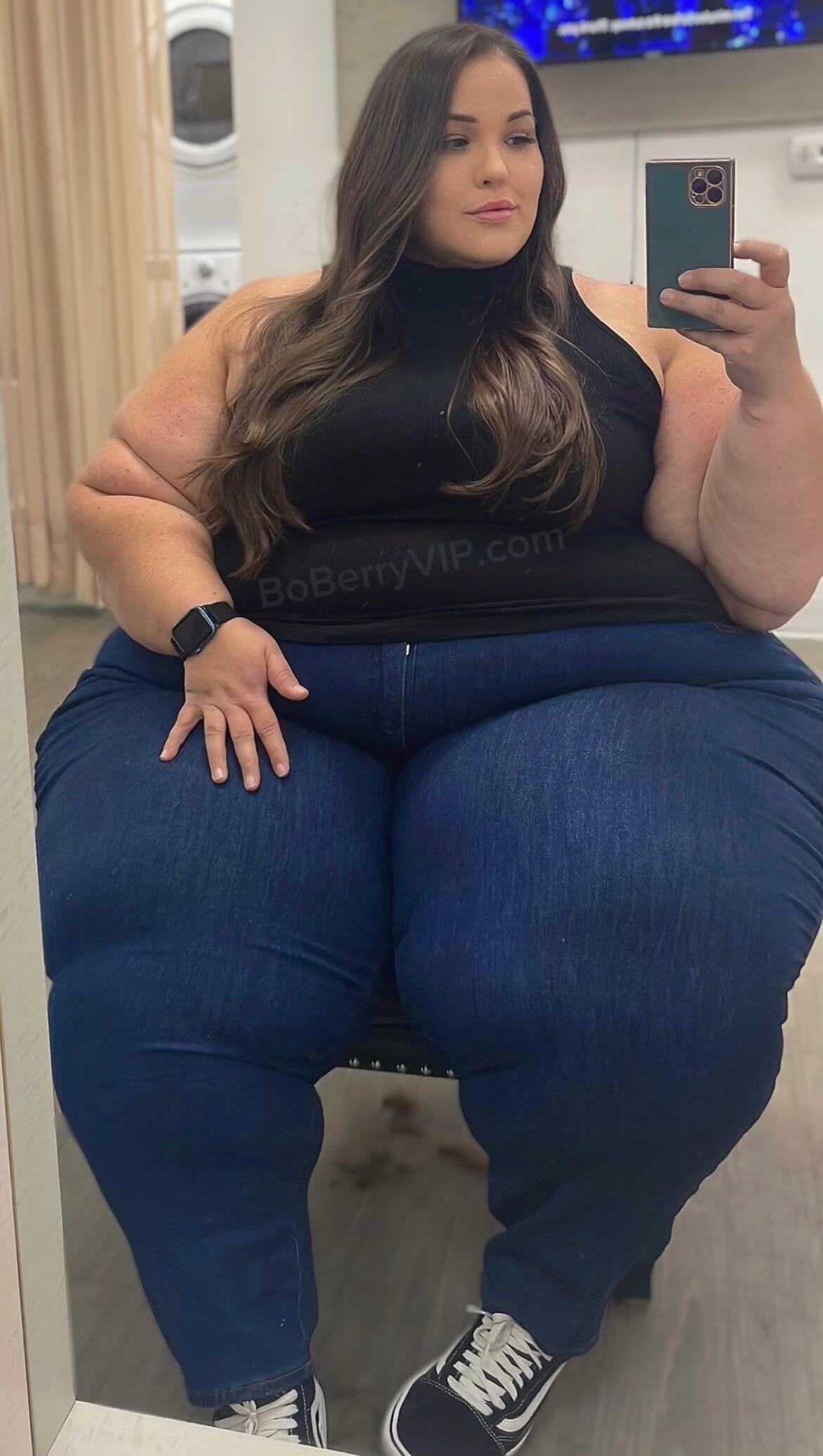 Best pic from r/BoberryBBW