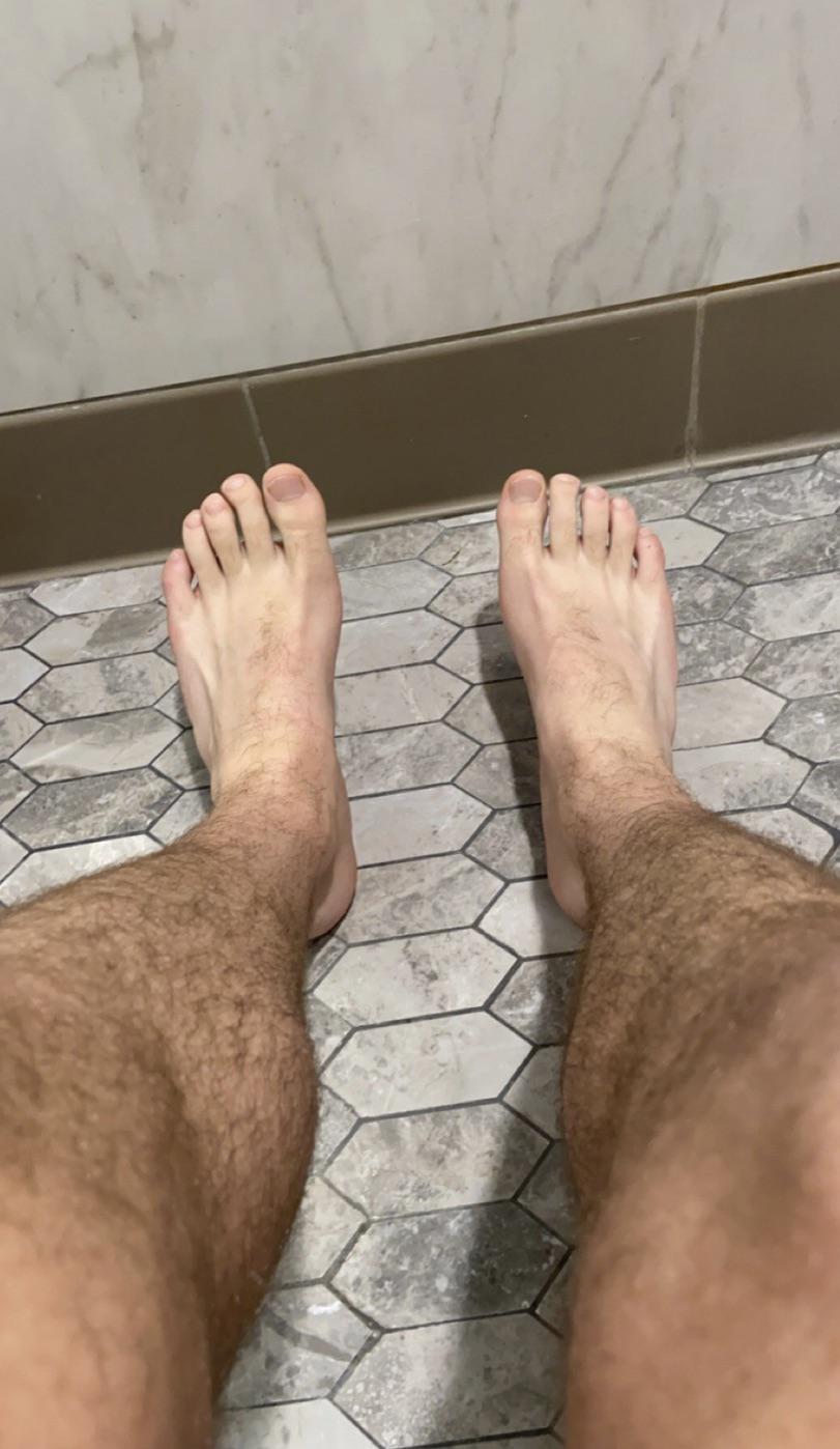 Best pic from r/Gayfeet