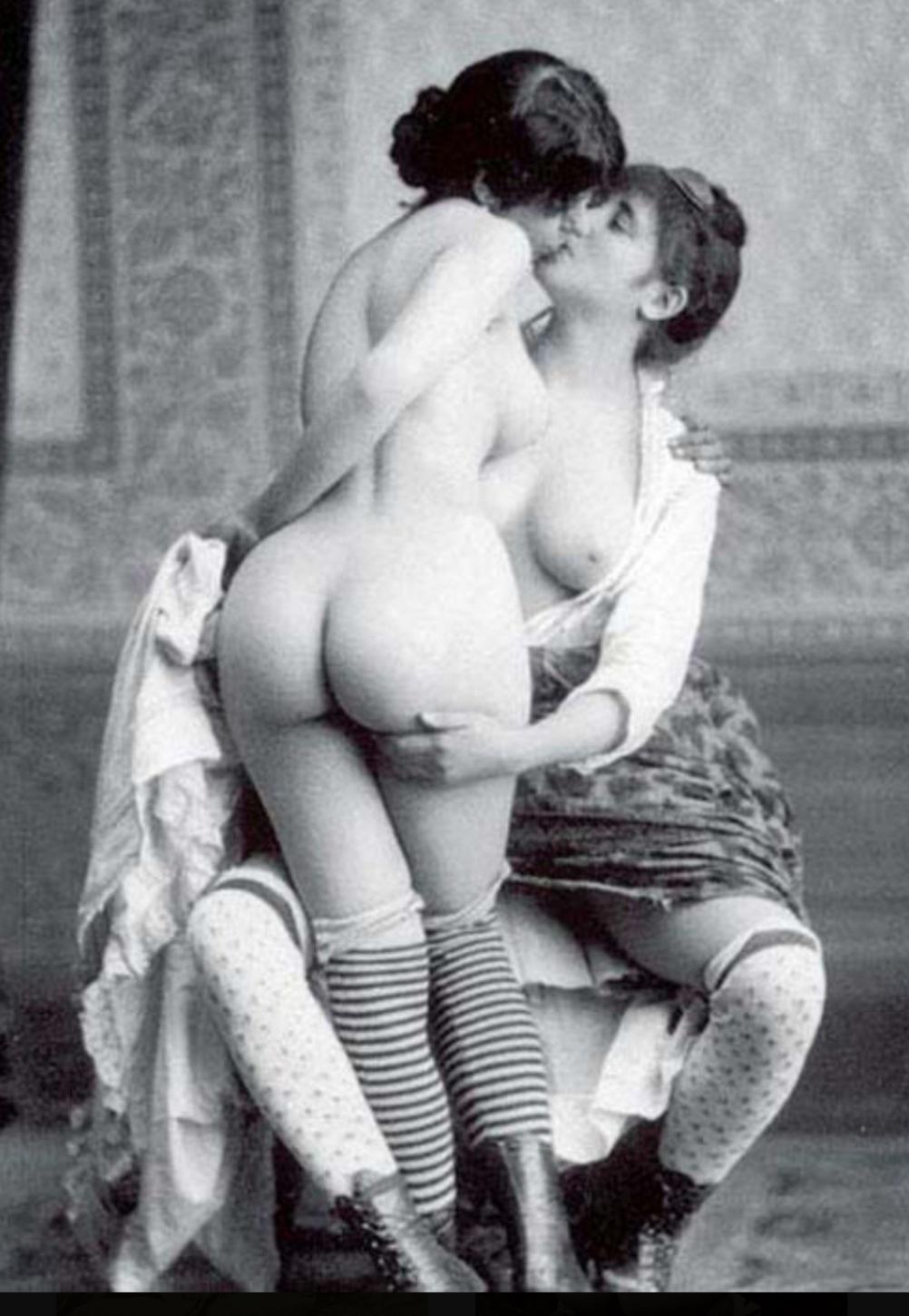 Best pic from r/VintageErotica