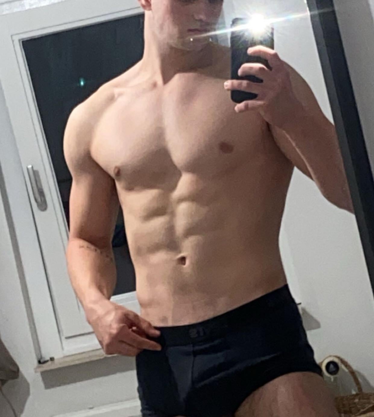 BoysWithAbs