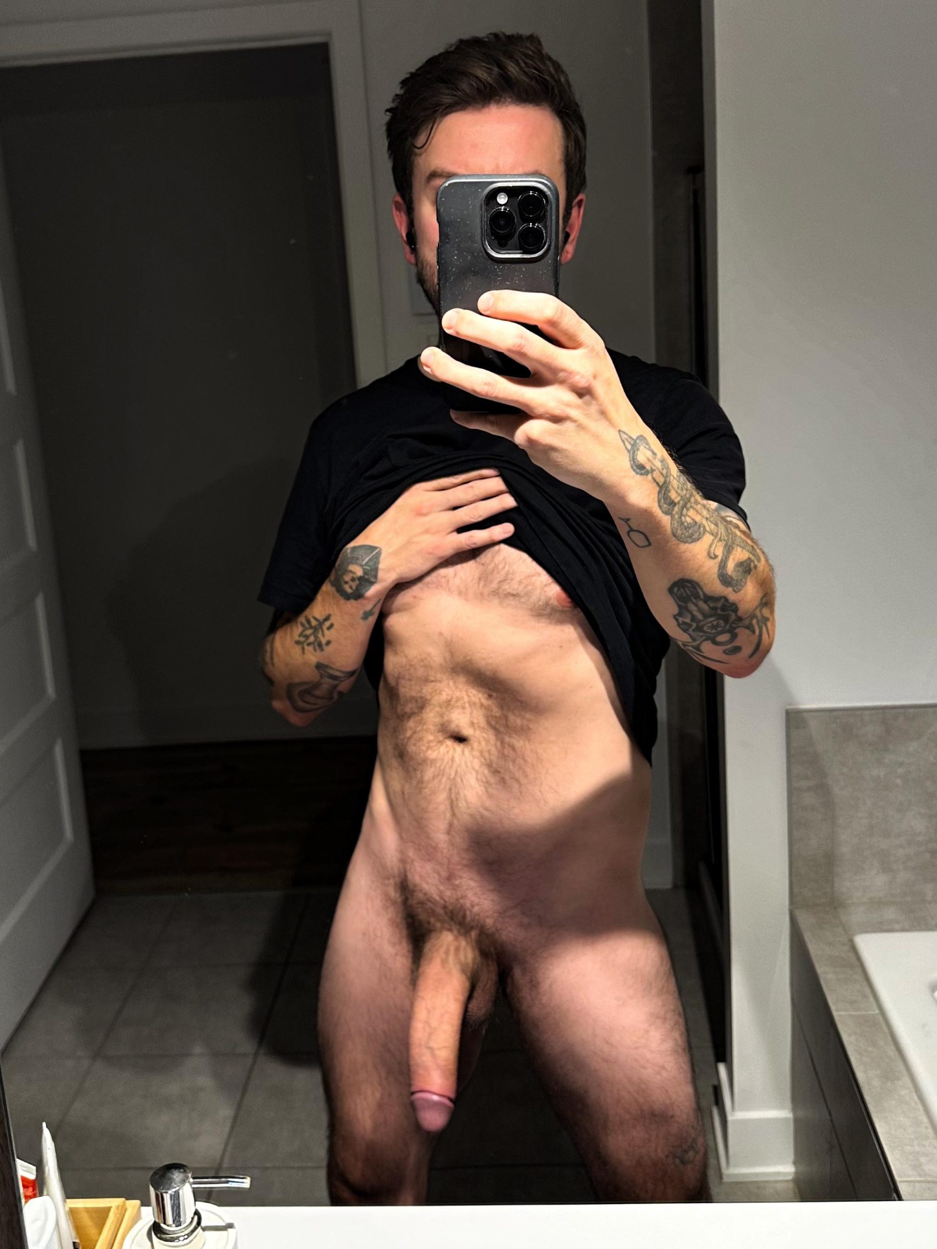 Bi dad (35) with two kids. Would you still ride me ?