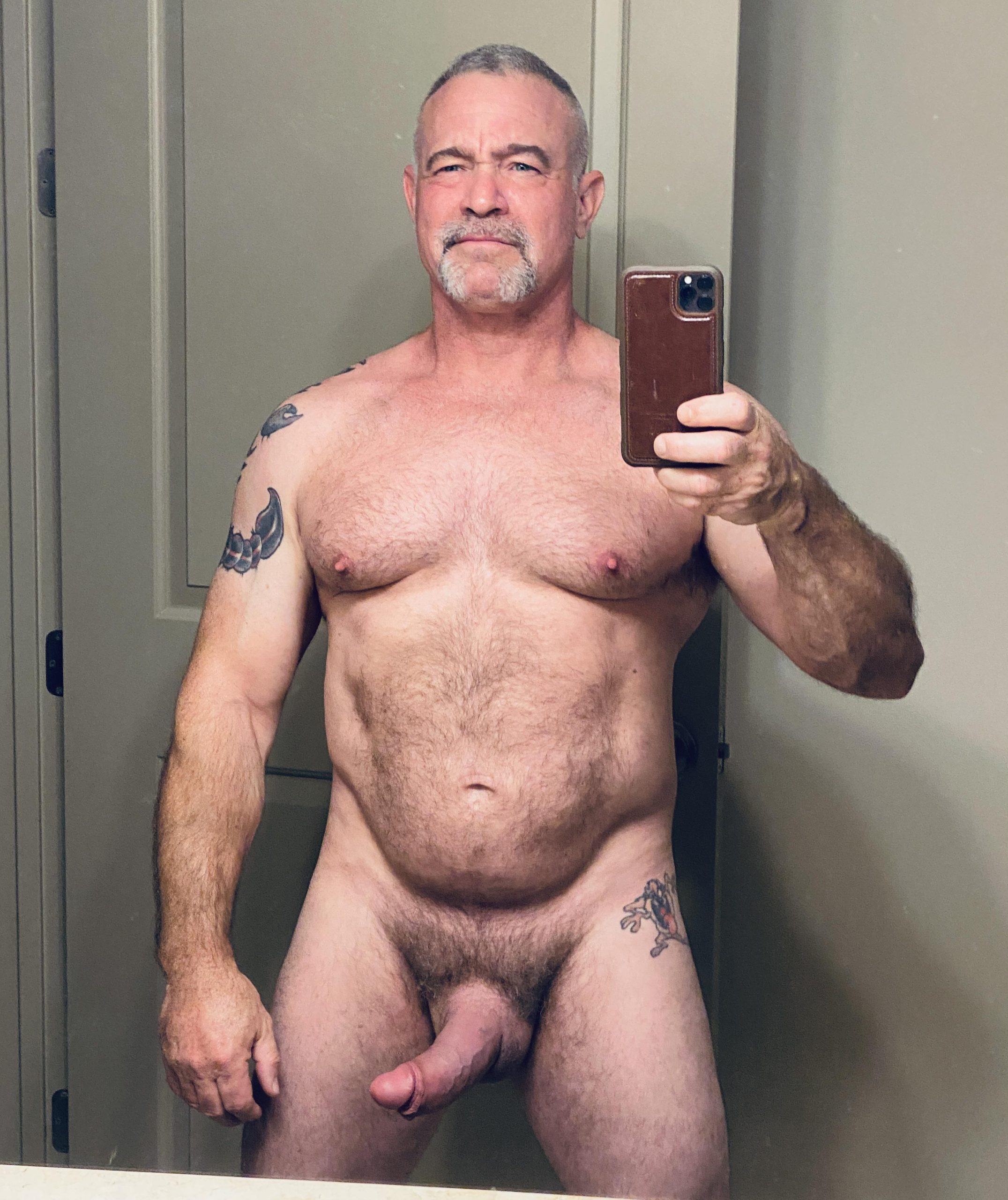 Happy Hump Day Everyone😈!!! [53 yr old Dad here]