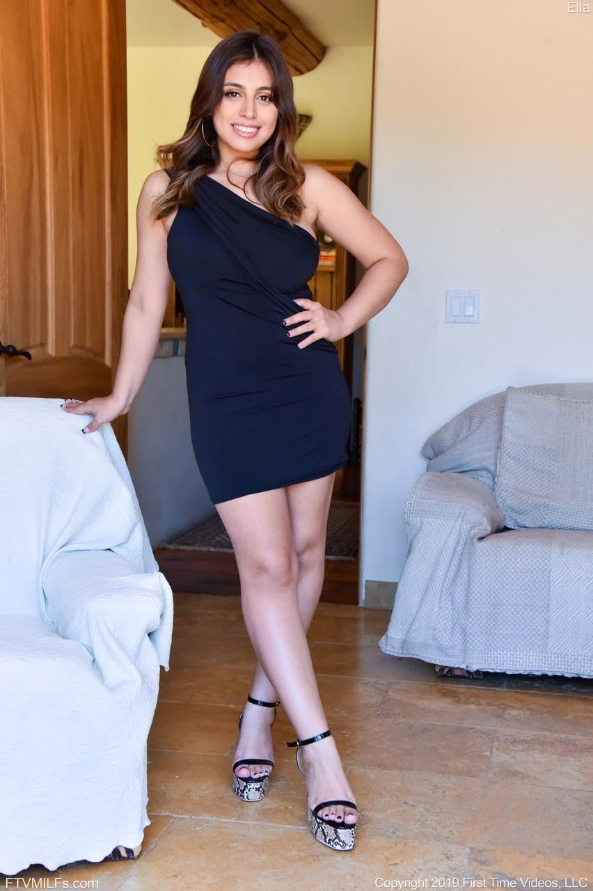 EllaKnox