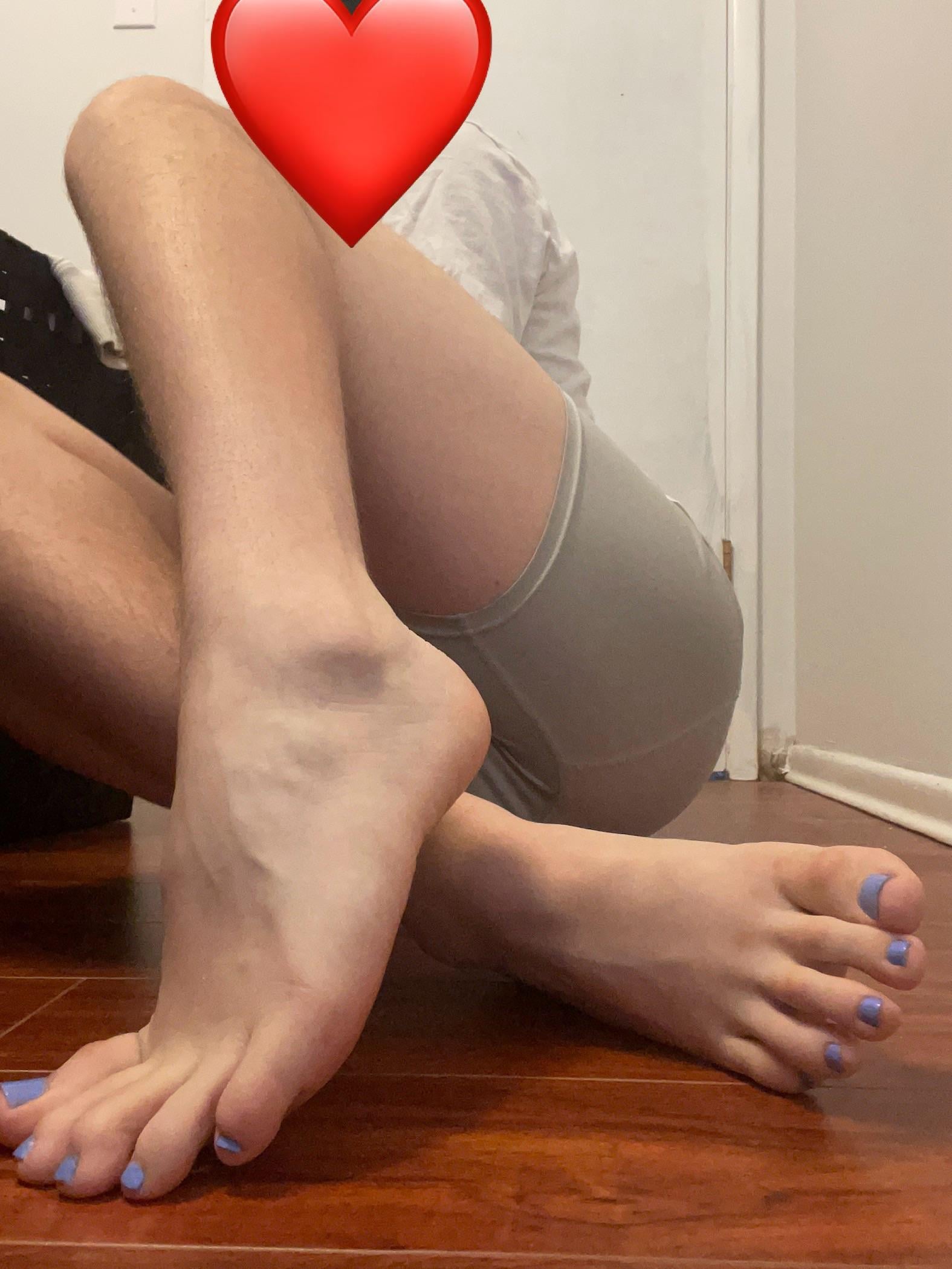 my feet are begging to be worshipped 🤭 dm me to see without the hand 😘