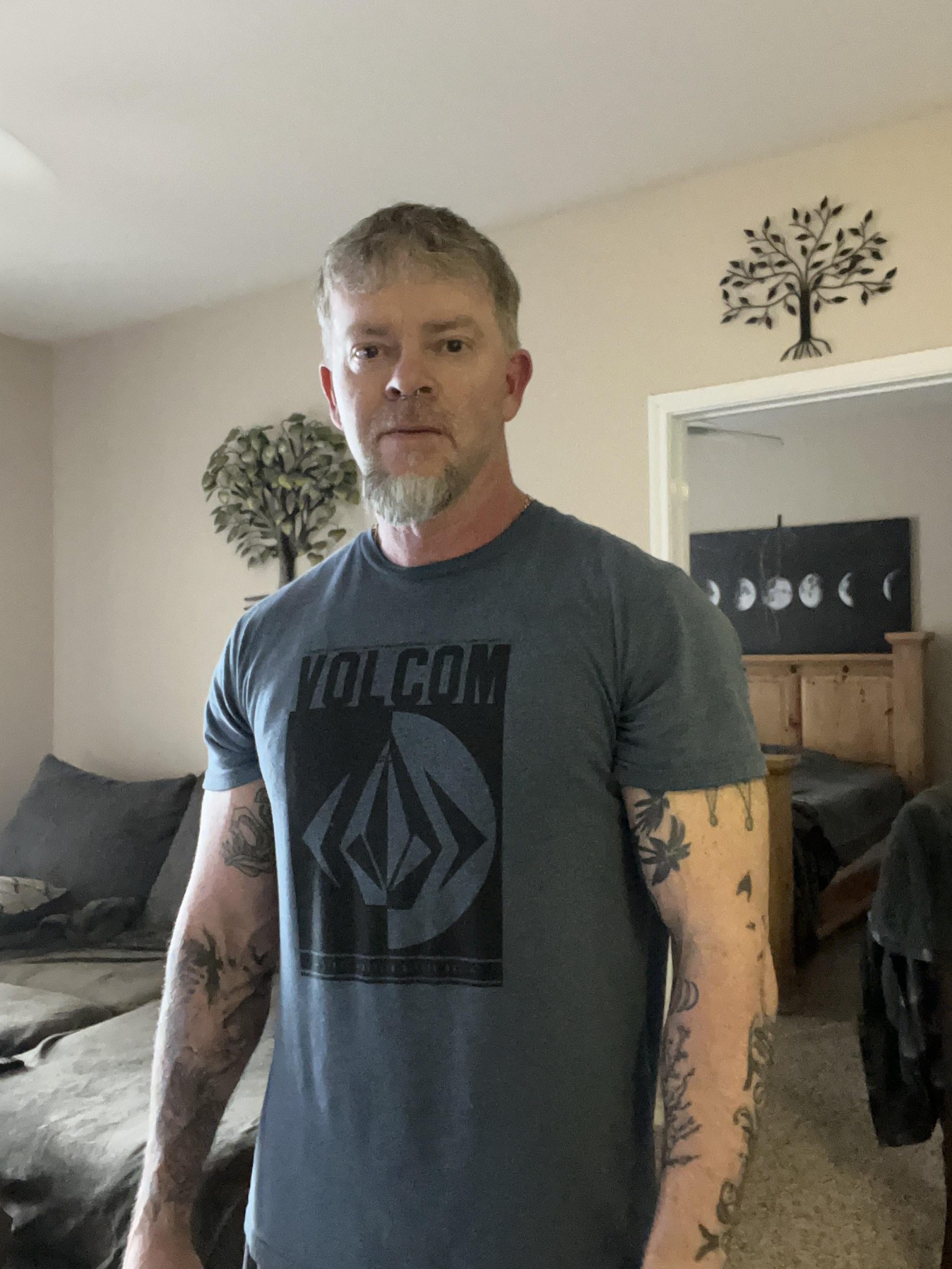 48[M4F] Fort Worth