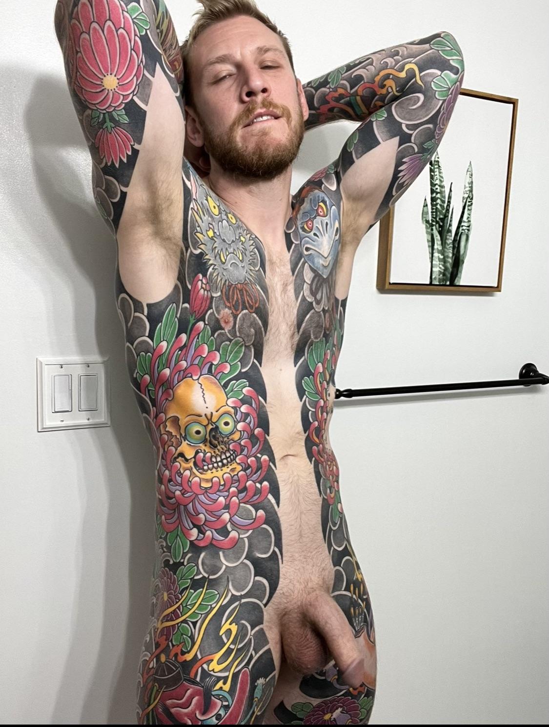 hotguyswithtattoos