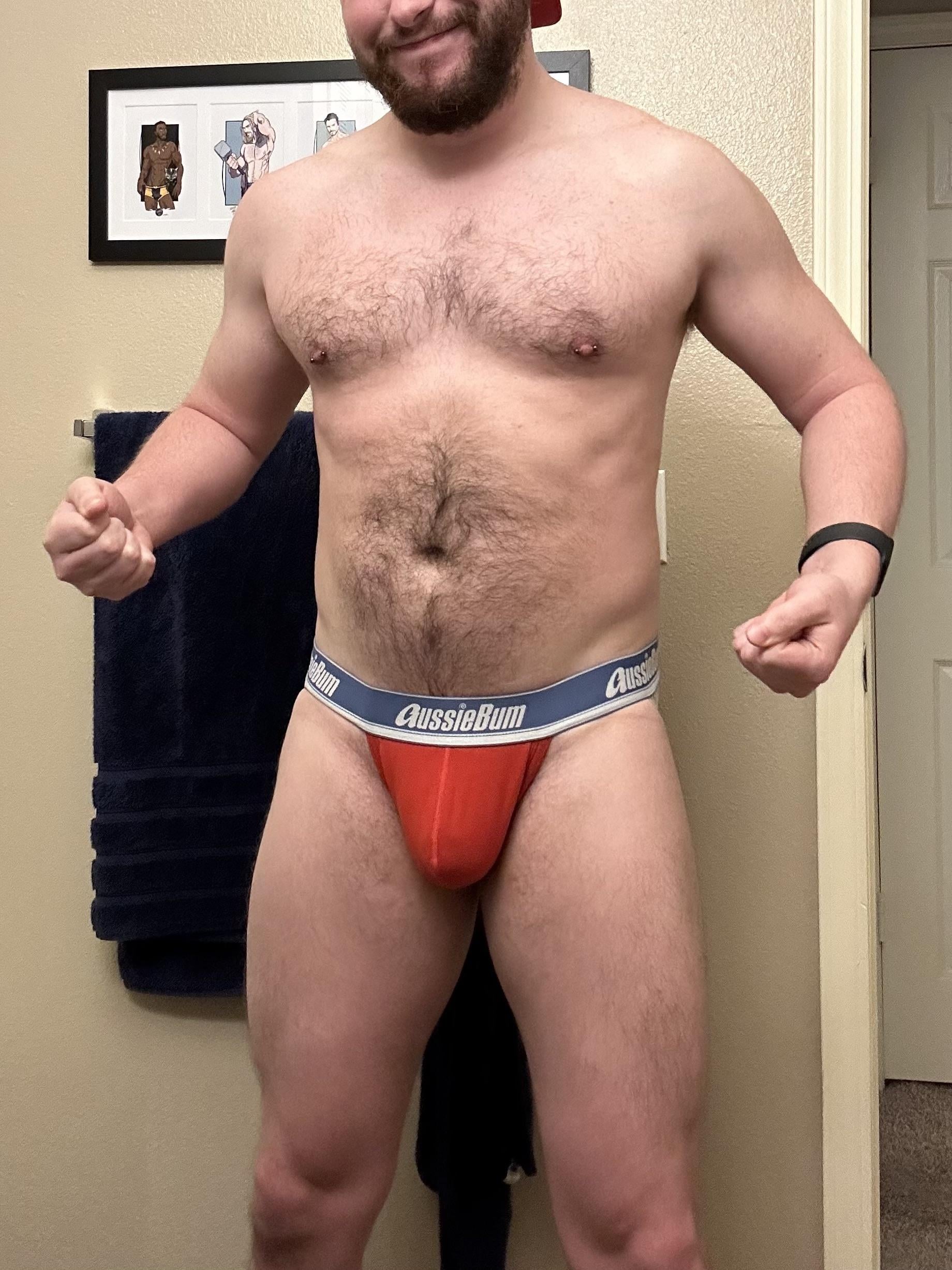 Hit the lowest weight I’ve been at in 5 1/2 years, called for some showing off