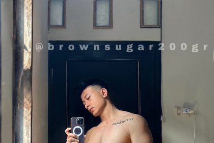 AsianGuysNSFW