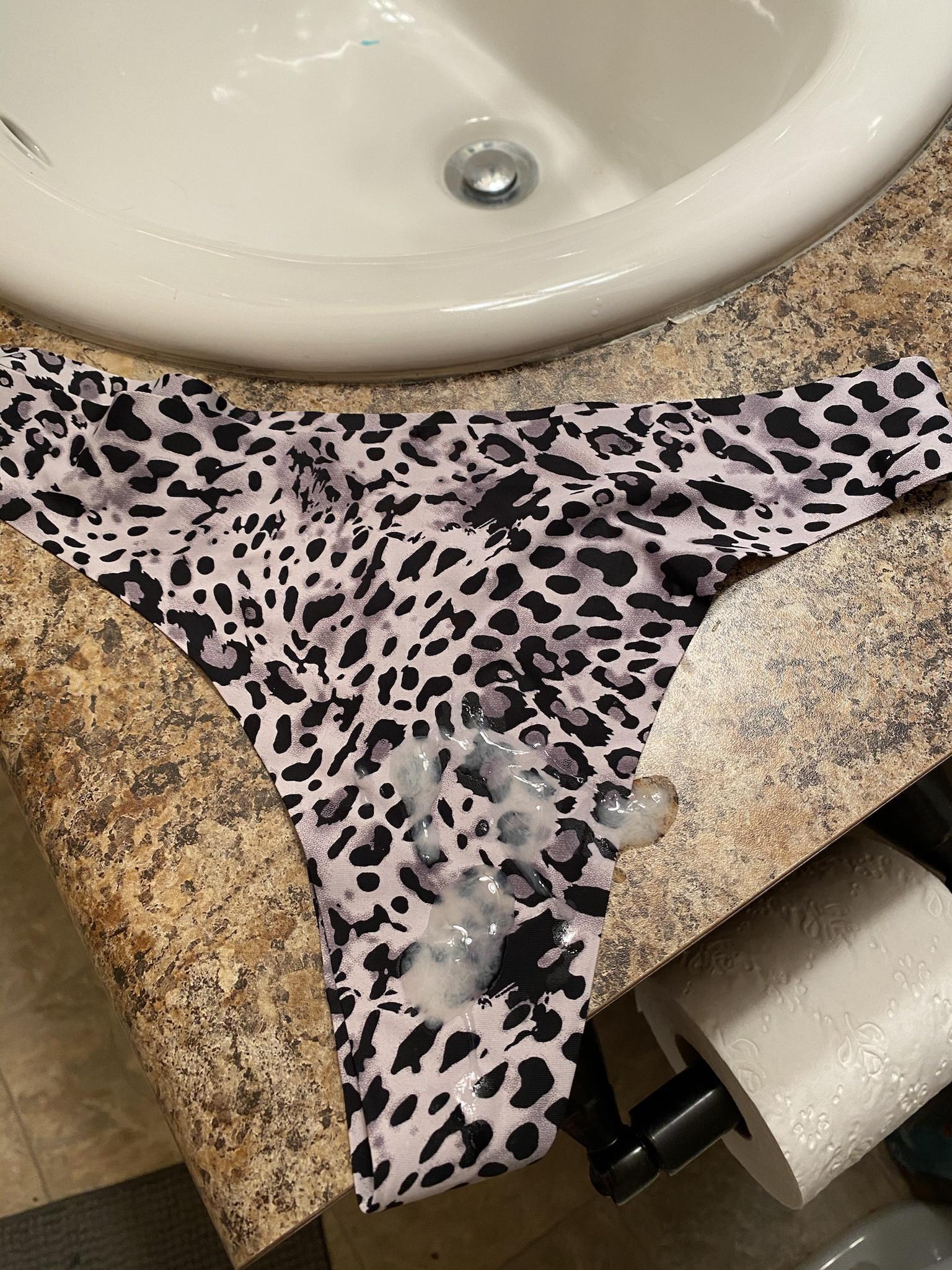 newcummedpanties