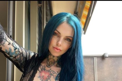 RiaeSuicide